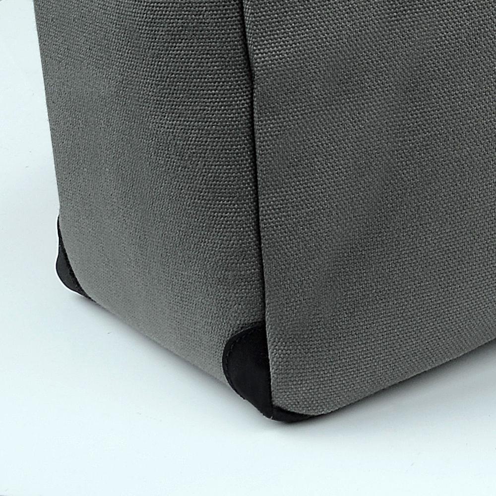 Aputure Light Storm Messenger Bag