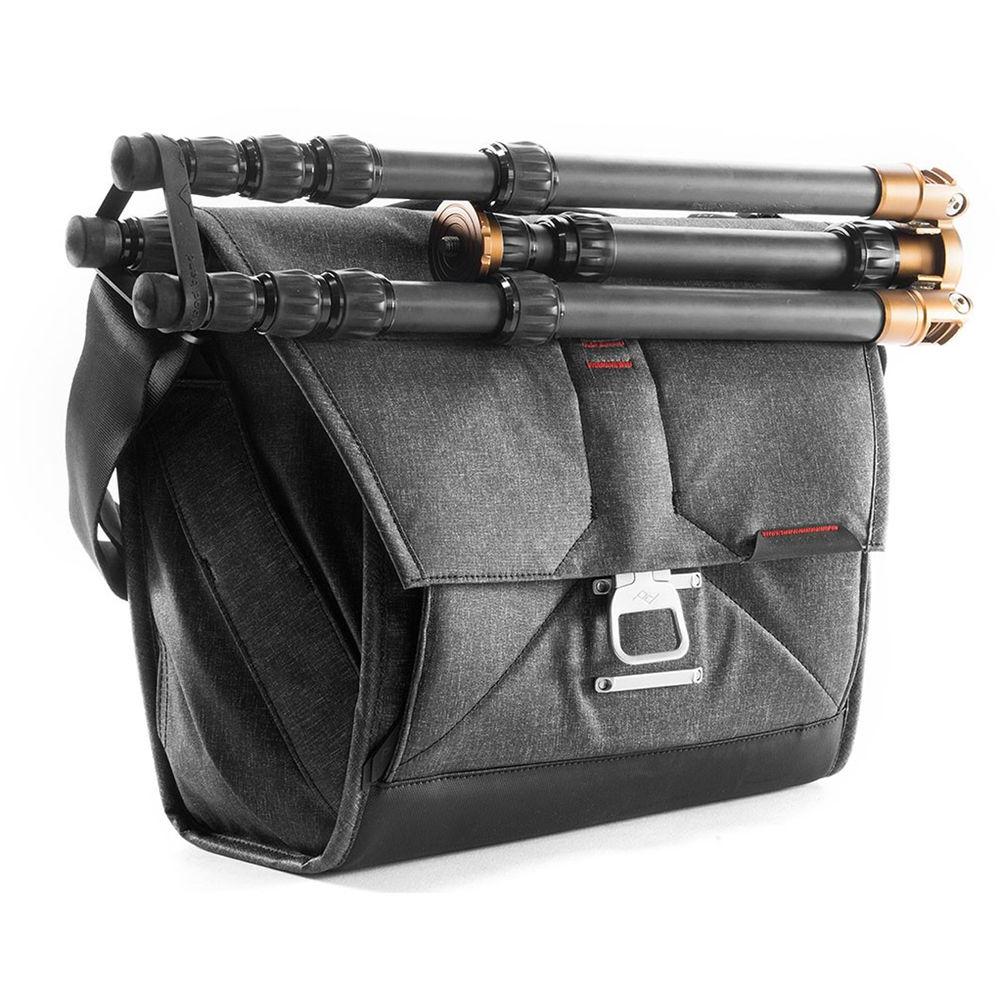 Peak Design Everyday Messenger 13" Version 2