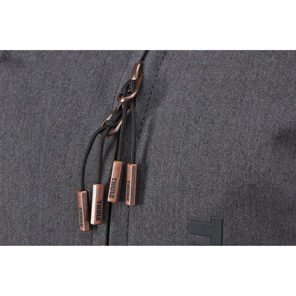 Thule Vea 17L Backpack