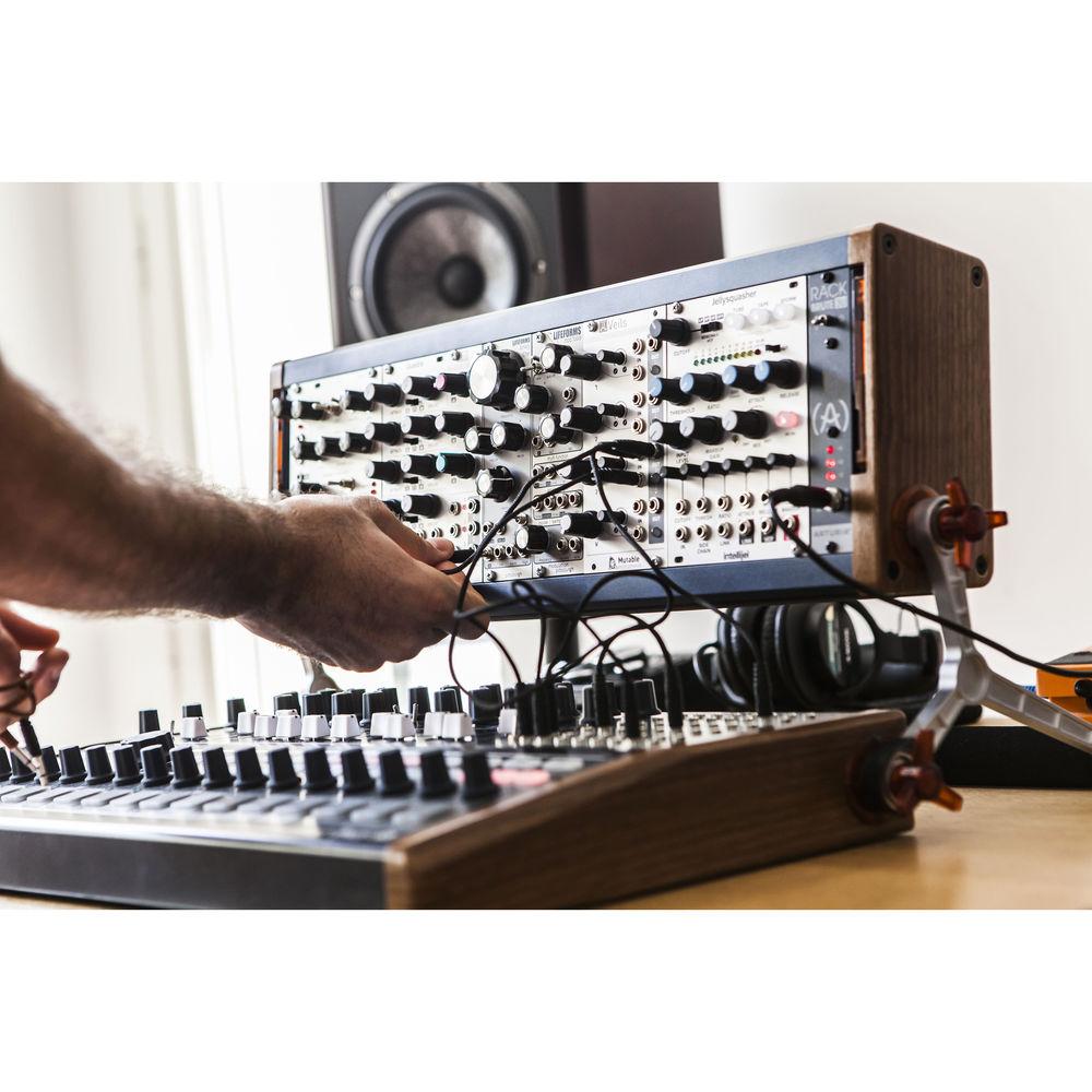 Arturia RackBrute 3U Eurorack Case with Integrated Link System