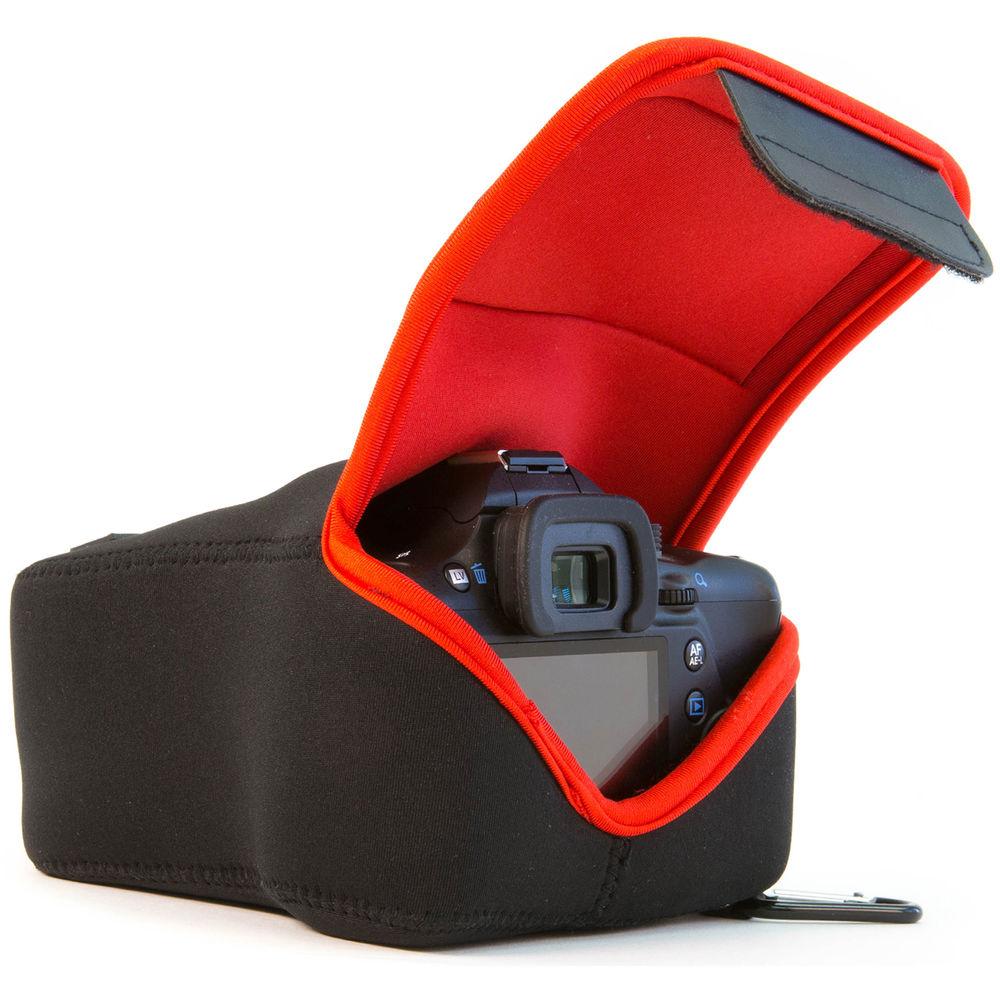 MegaGear Ultra-Light Neoprene Camera Case for Pentax K-50, K-3, K-5, K-30, K-S1, K-S-2, K-500, with Lens