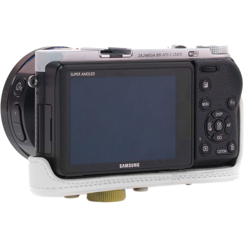 MegaGear Ever Ready Protective Case for Samsung NX500 with 16-50 mm