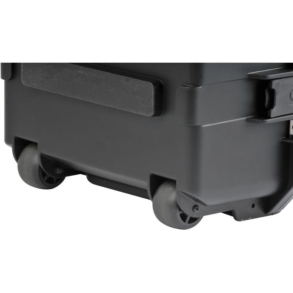 SKB iSeries 5616-9 Waterproof Wheeled Utility Case with Foam