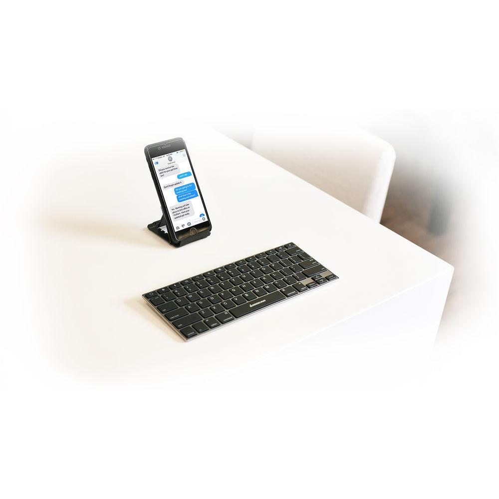 IOGEAR KeySlate Ultra-Slim Bluetooth 4.0 Keyboard with Green Reversible USB to Lightning Cable