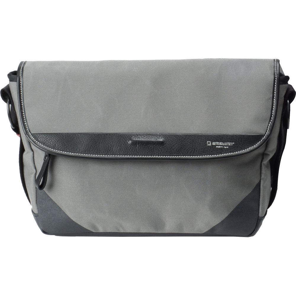 Artisan & Artist ACAM-9000 Camera Shoulder Bag