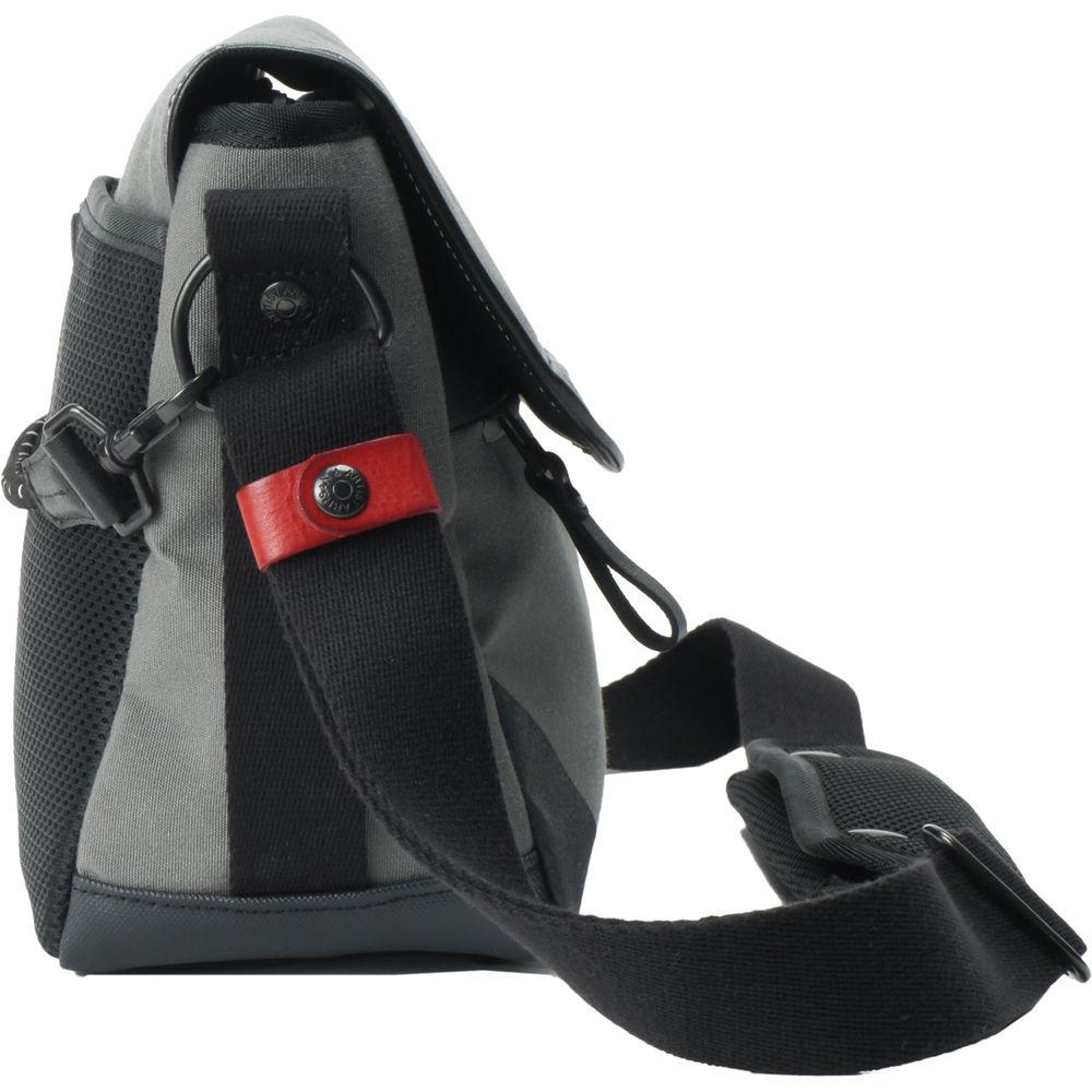 Artisan & Artist ACAM-9000 Camera Shoulder Bag