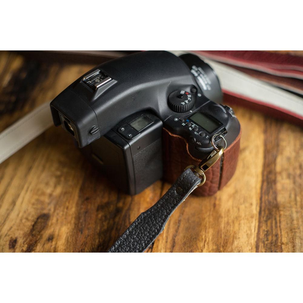 HoldFast Gear 52" Maven Classic American Bison Leather Camera Strap with Universal Clips