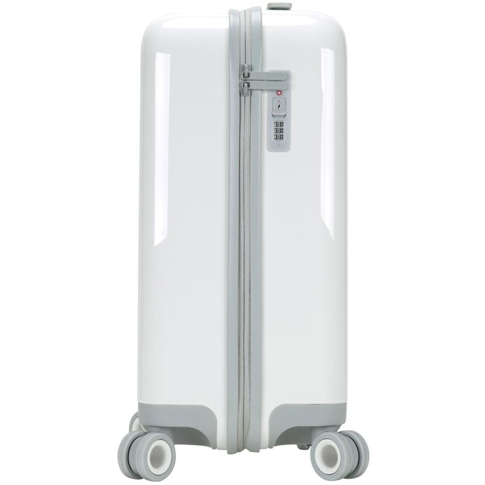 Incase Designs Corp NoviConnected 4-Wheel Travel Roller with USB-C Power