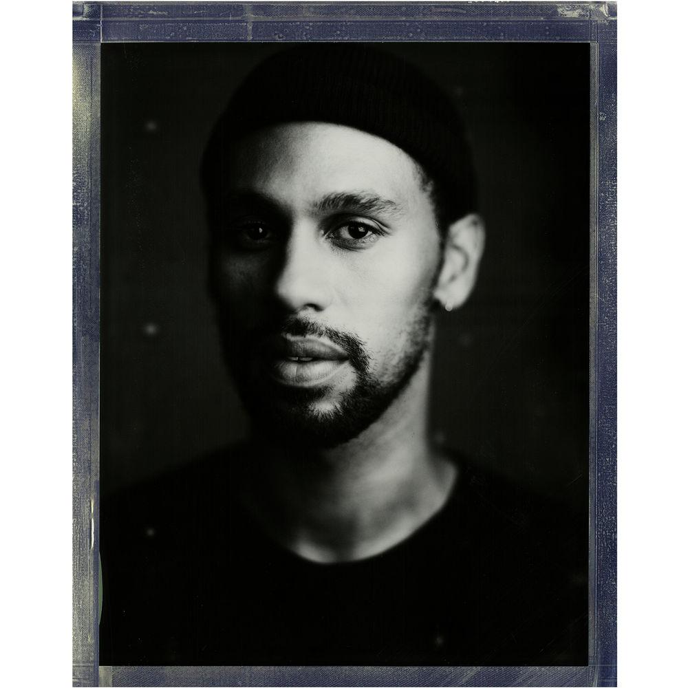 Polaroid Originals 8 x 10" Black & White Instant Film