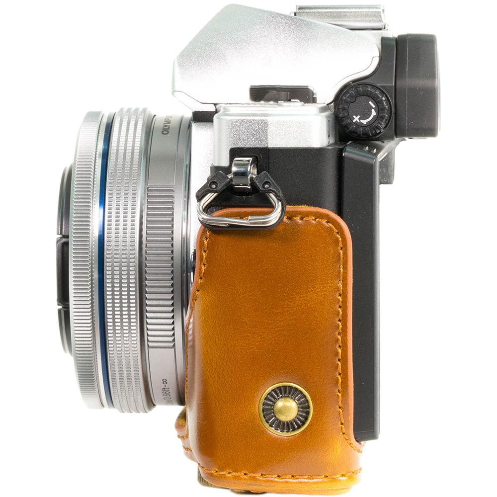 MegaGear MG369 Ever Ready Case for Olympus OM-D E-M10 & 14-42mm