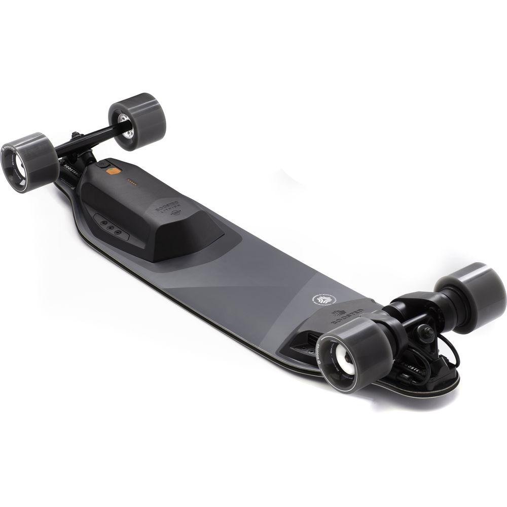 BOOSTED BOARDS Stealth High-Performance Motorized Skateboard
