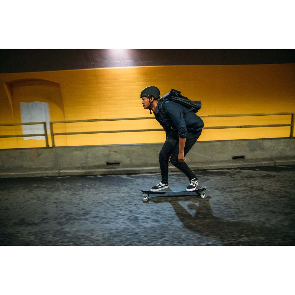 BOOSTED BOARDS Stealth High-Performance Motorized Skateboard
