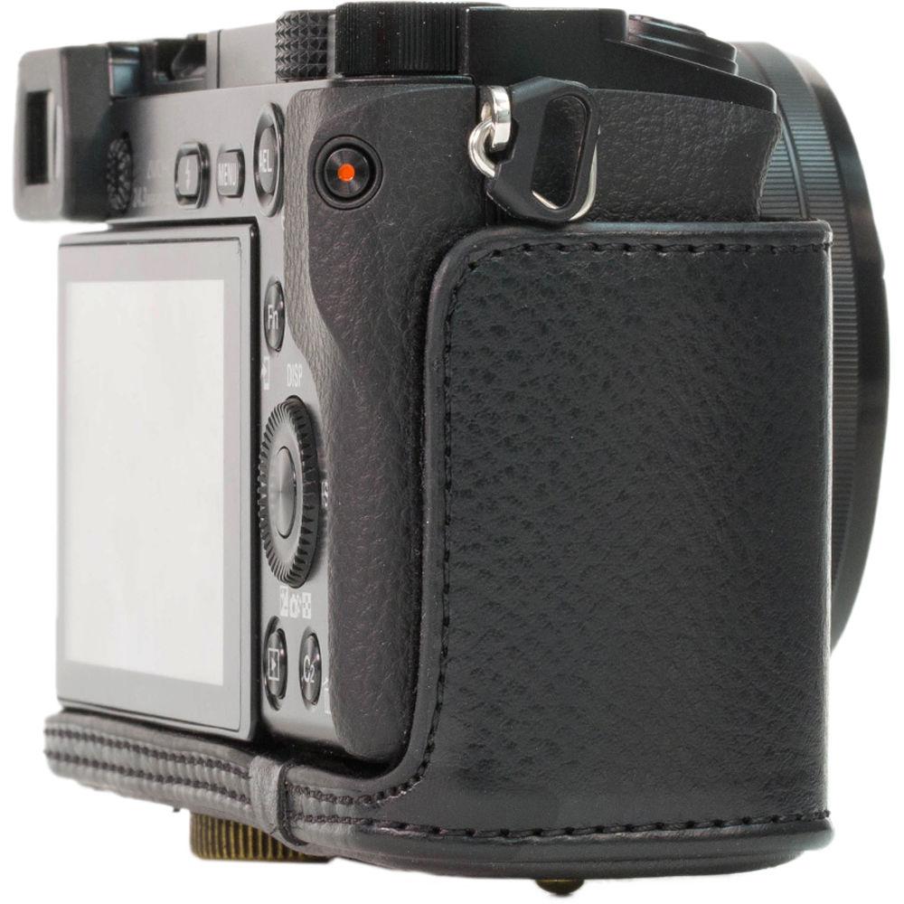 MegaGear Ever Ready Case for NEX-7 with 18-55 20 14mm Lens