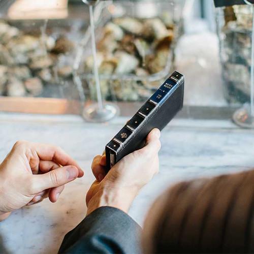 Twelve South BookBook for iPhone 7 8