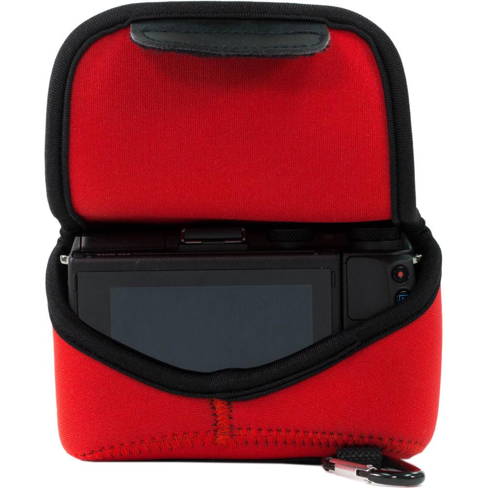 MegaGear MG869 Ultra Light Neoprene Case with Carabiner for Fujifilm X-T2 with 18-55mm