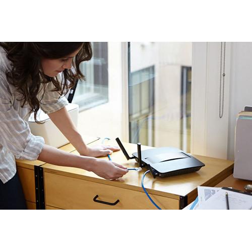 Linksys EA8300 Max-Stream AC2200 MU-MIMO Smart Wi-Fi Router