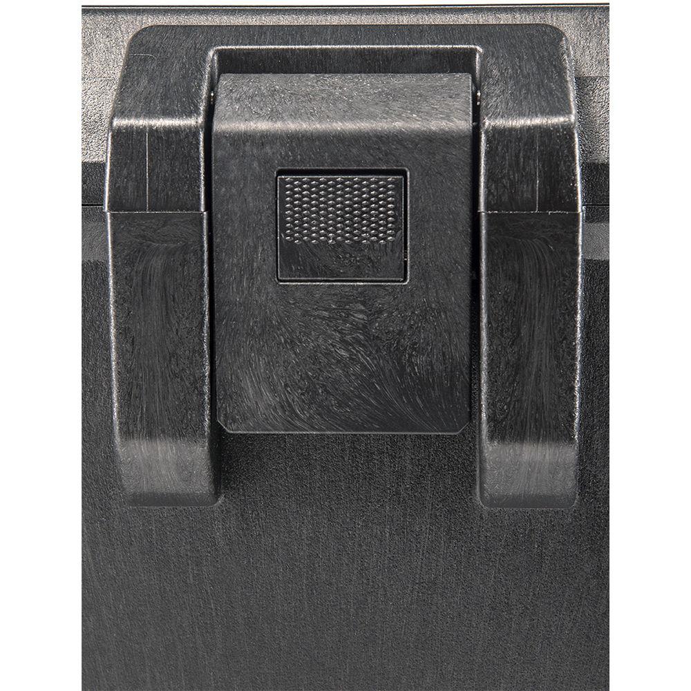 Pelican Vault V600 Large Equipment Case with Foam Insert