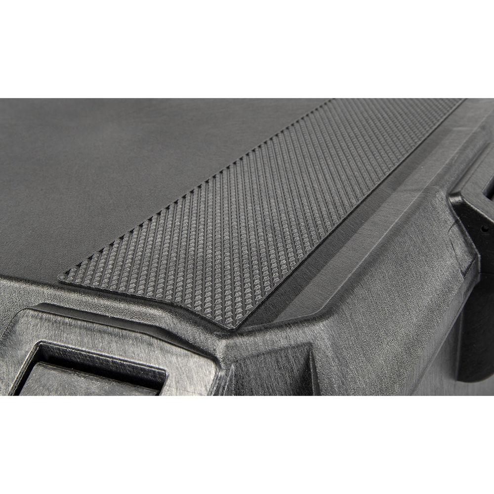 Pelican Vault V600 Large Equipment Case with Foam Insert