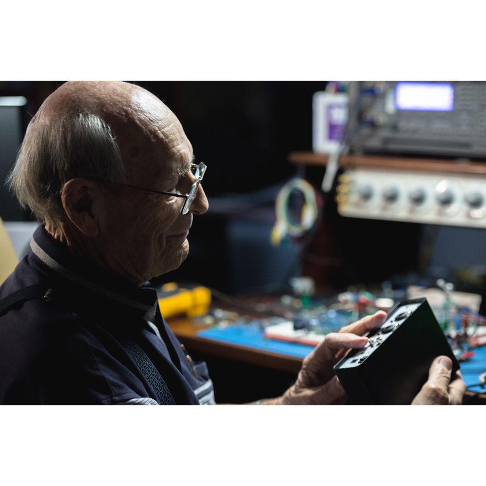 Rupert Neve Designs RNHP Precision Headphone Amplifier