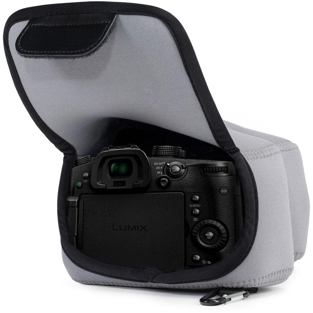 MegaGear Ultra-Light Neoprene Camera Case with Carabiner for Lumix DC-GH5 14-140mm