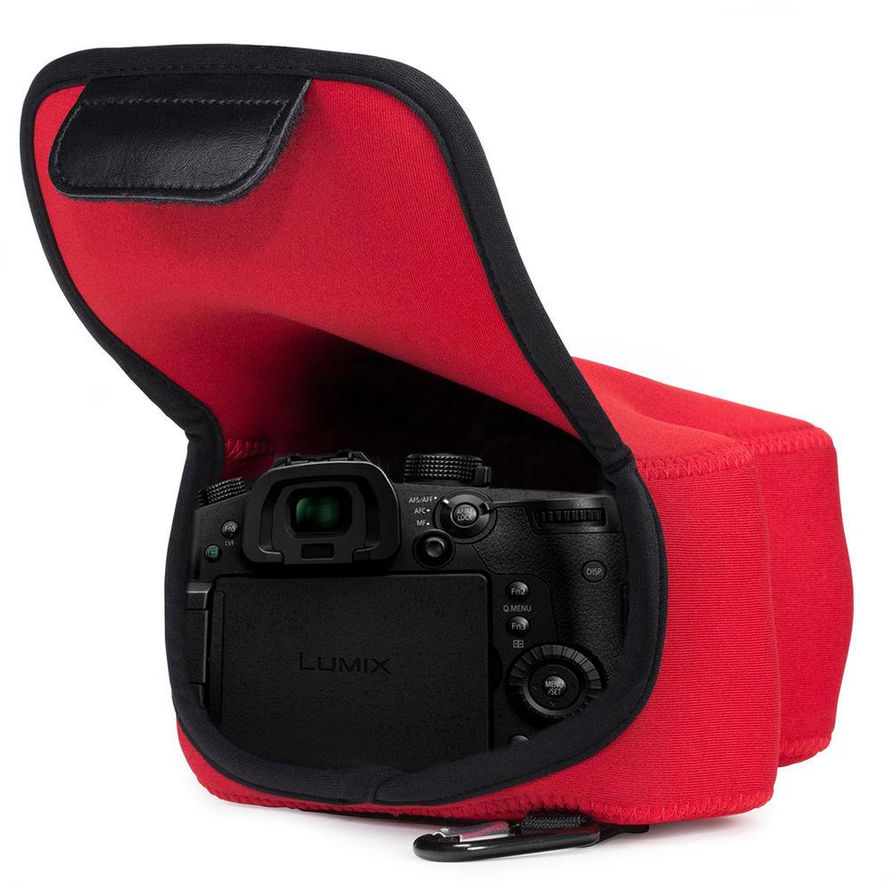 MegaGear Ultra-Light Neoprene Camera Case with Carabiner for Lumix DC-GH5 14-140mm