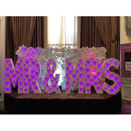Eliminator Lighting Decor MR&MRS Letters