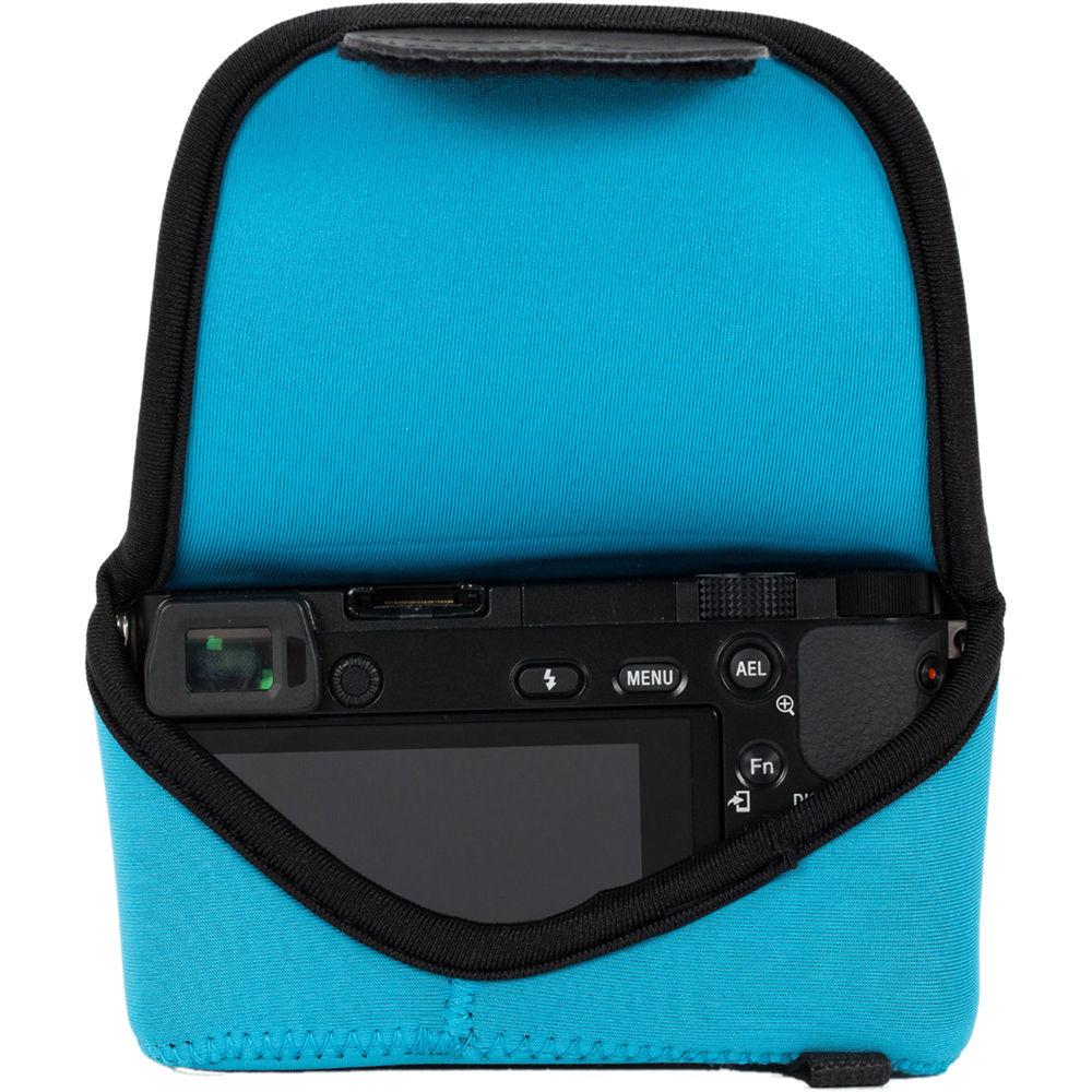 MegaGear Ultra-Light Neoprene Camera Case with Carabiner for Panasonic LUMIX DMC-LX100