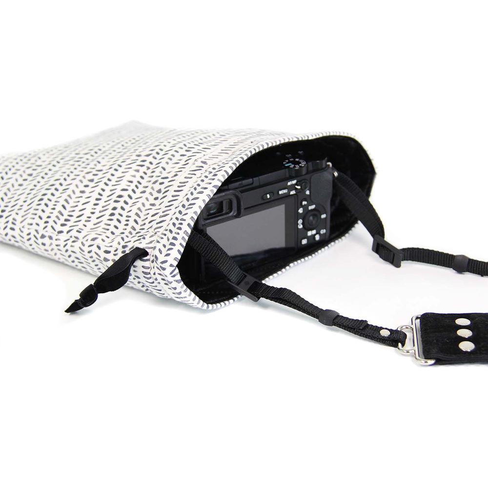 Capturing Couture Protective Tote Bag for DSLR Camera Body