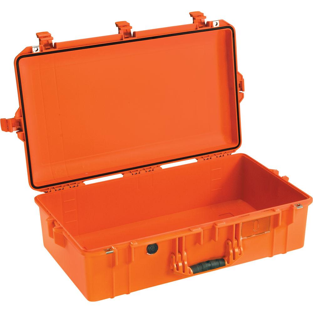 Pelican 1605 Protector Air Case