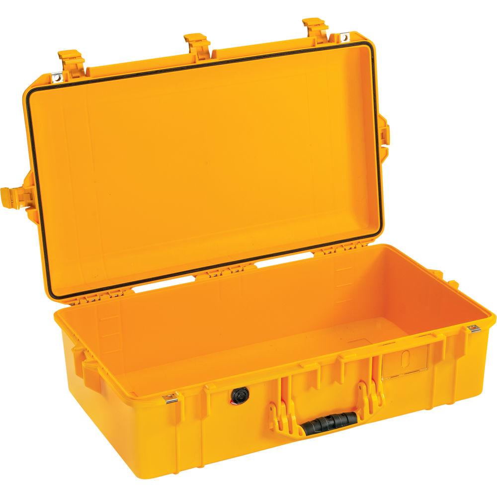 Pelican 1605 Protector Air Case