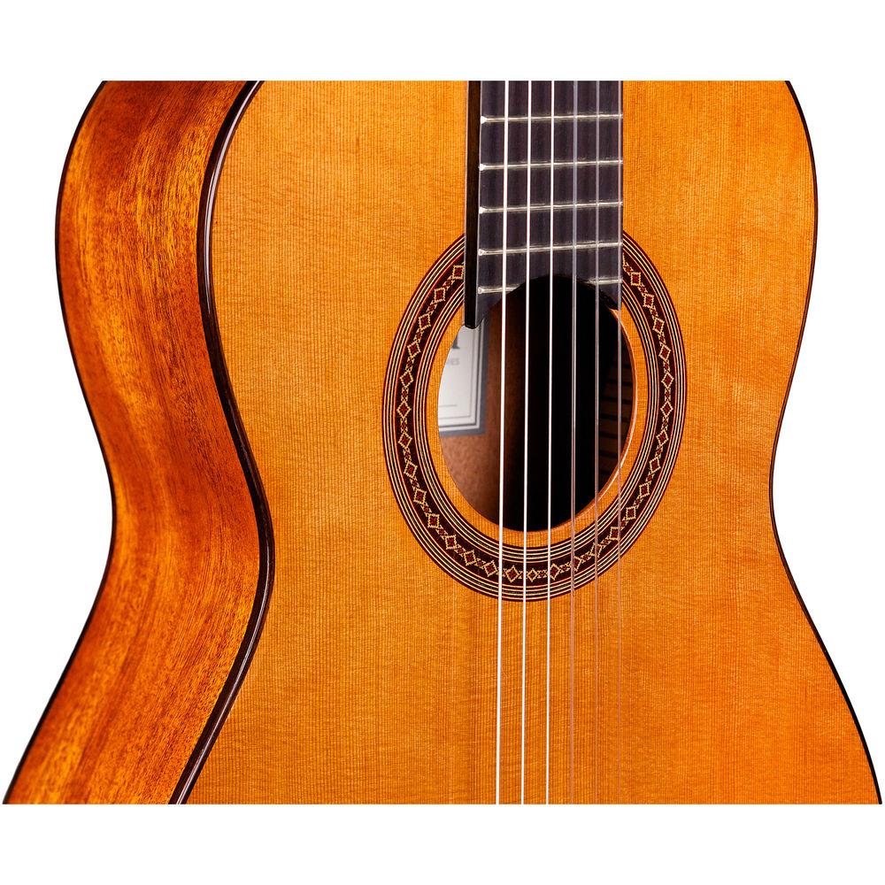 Cordoba Cadete Iberia Series 3 4-Size Nylon-String Classical Guitar