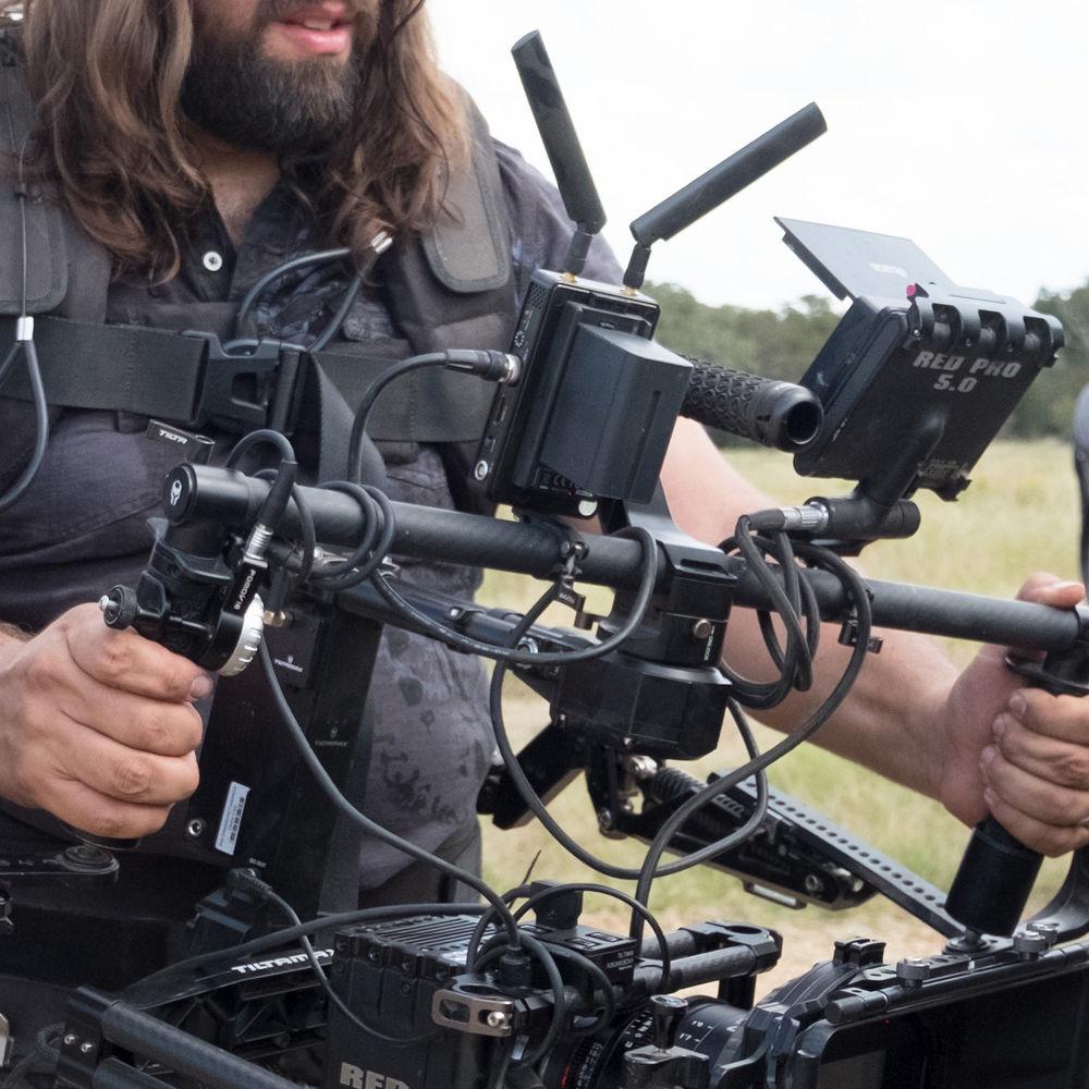 ikan Blitz 2000 Pro Wireless 3G-SDI HDMI Transmitter and Receiver Kit