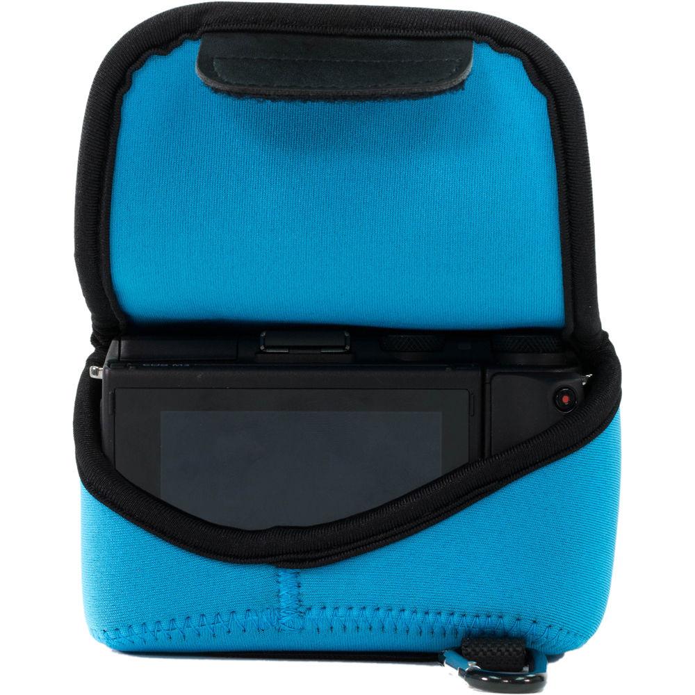 MegaGear MG867 Ultra Light Neoprene Case with Carabiner for Fujifilm X-T2 with 18-55mm