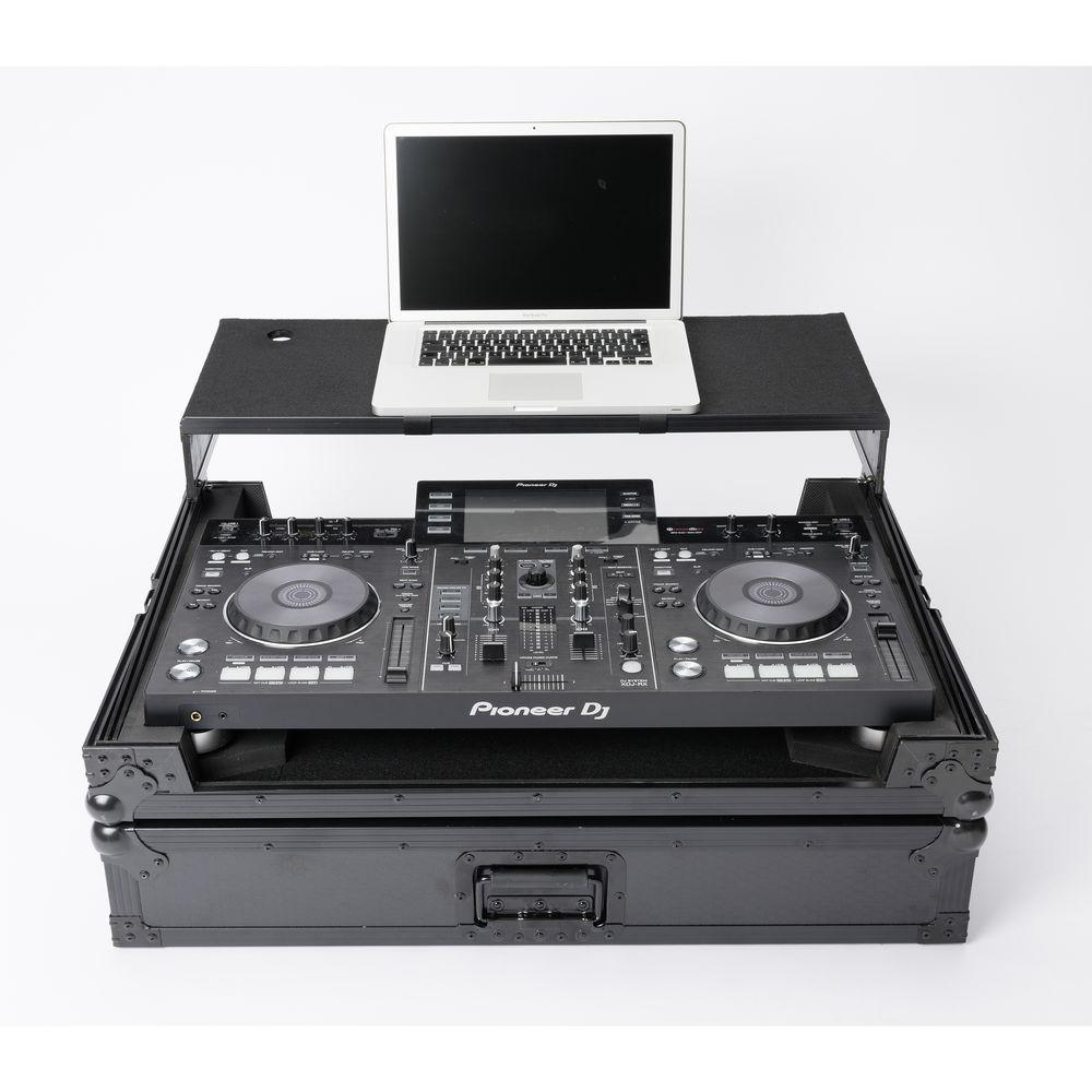 Magma Bags Multi-Format Workstation Universal DJ Controller Flight Case