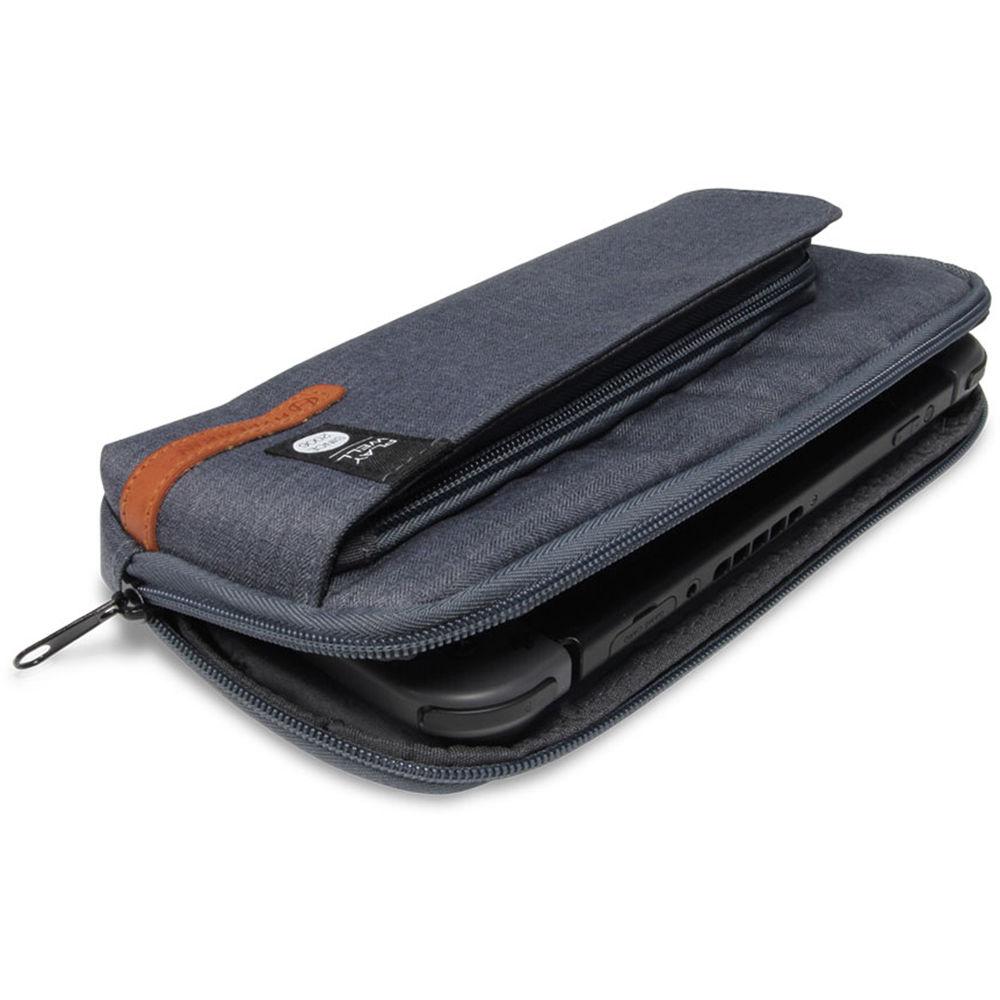 HYPERKIN The Voyager Carry Case for Nintendo Switch