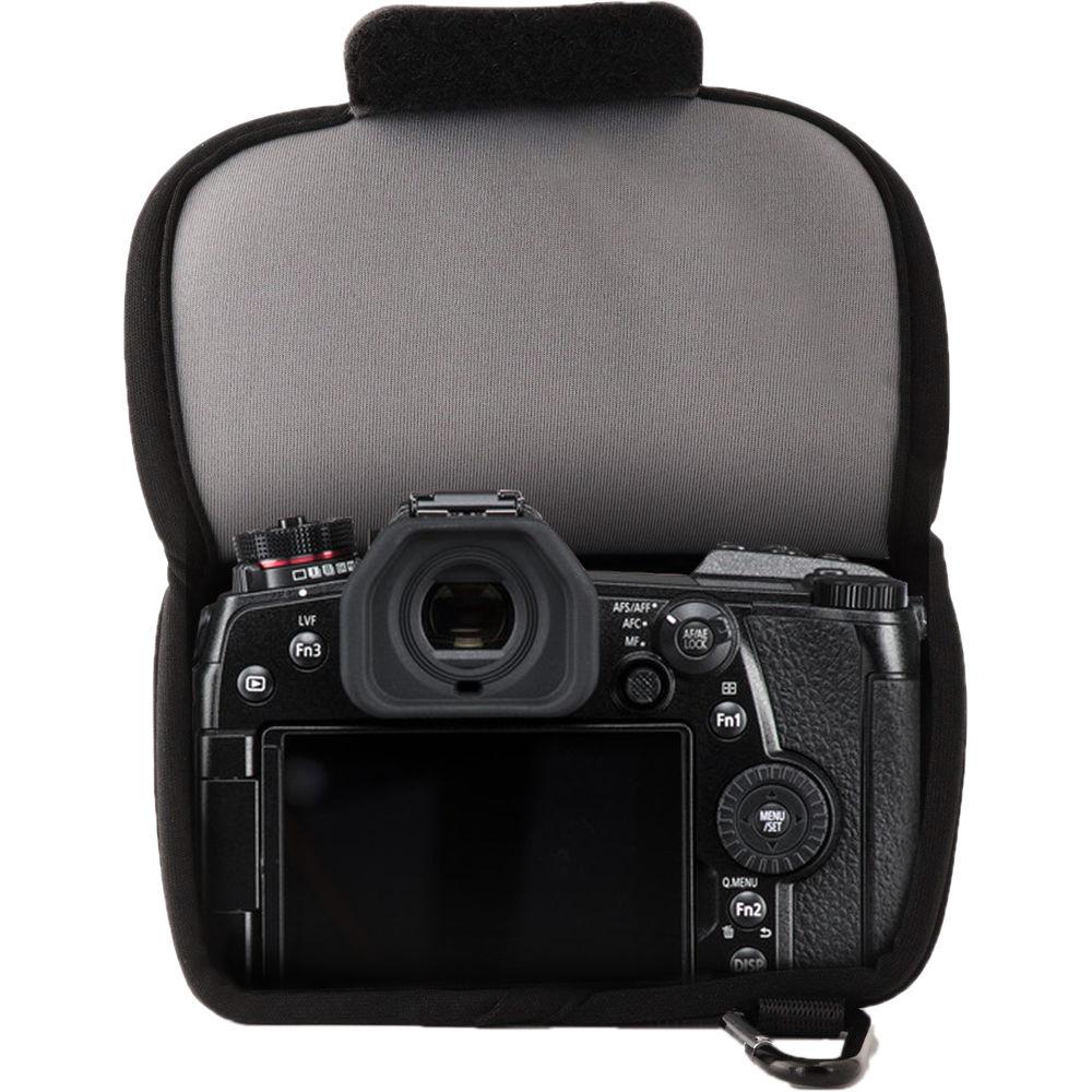 MegaGear Ultra-Light Neoprene Case for Panasonic Lumix DMC-GX8 with 14-140mm