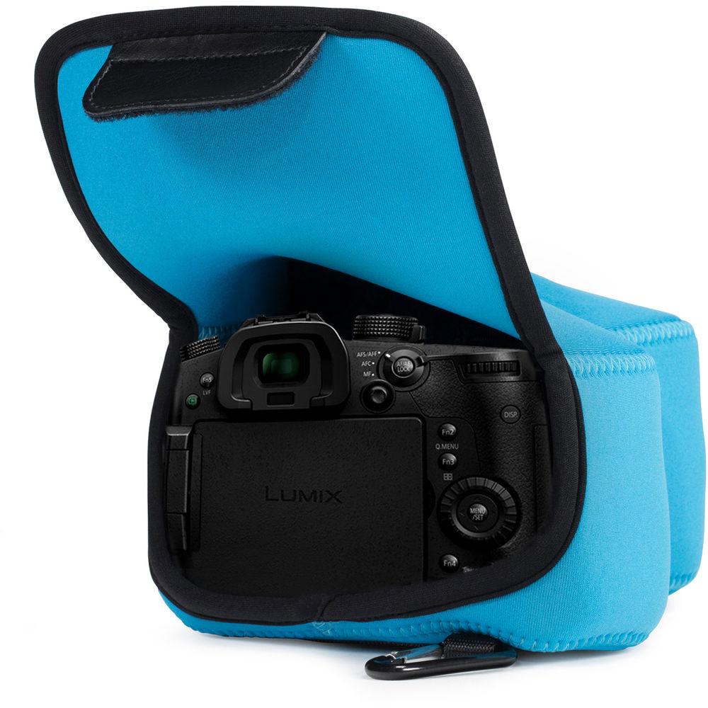 MegaGear Ultra-Light Neoprene Camera Case with Carabiner for Lumix DC-GH5 14-140mm