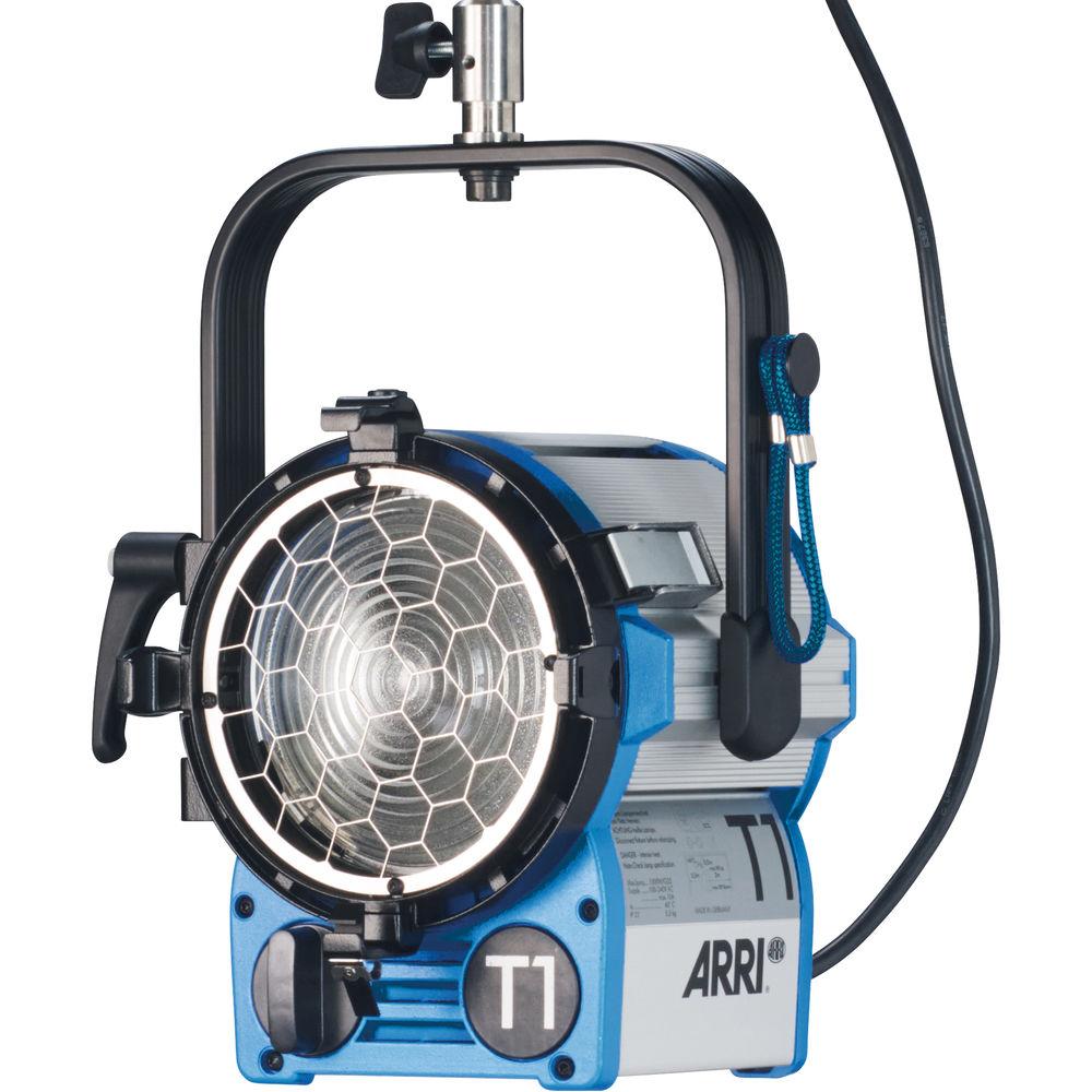 ARRI TRUE BLUE T1 1000W Pole Operated Fresnel Fixture