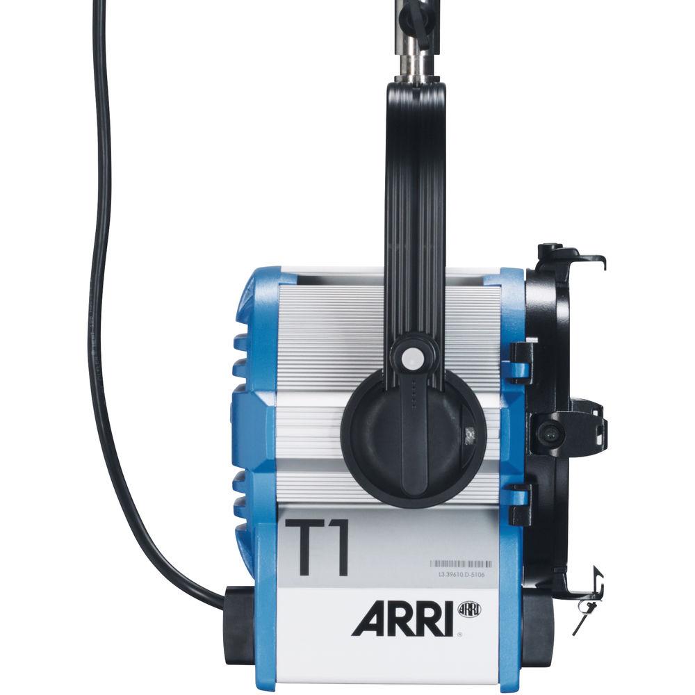 ARRI TRUE BLUE T1 1000W Pole Operated Fresnel Fixture