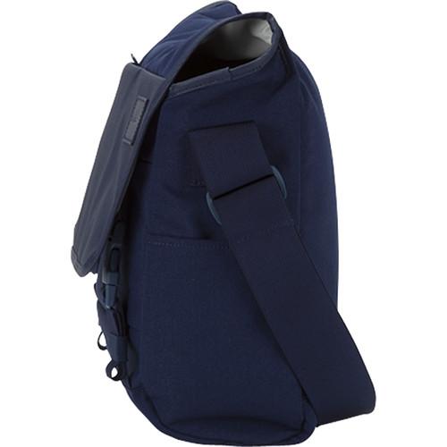 Incase Designs Corp Compass Messenger Bag