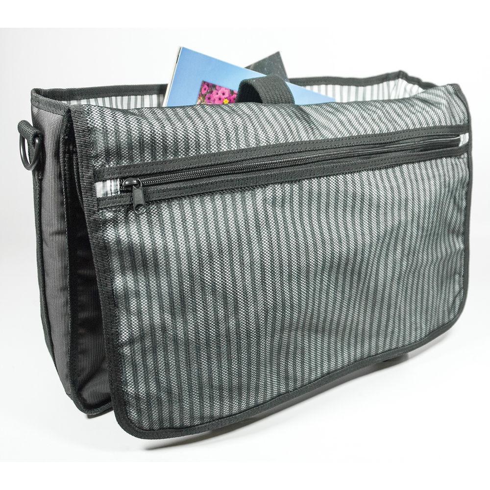 Mobile Edge 17.3" The Graphite Messenger