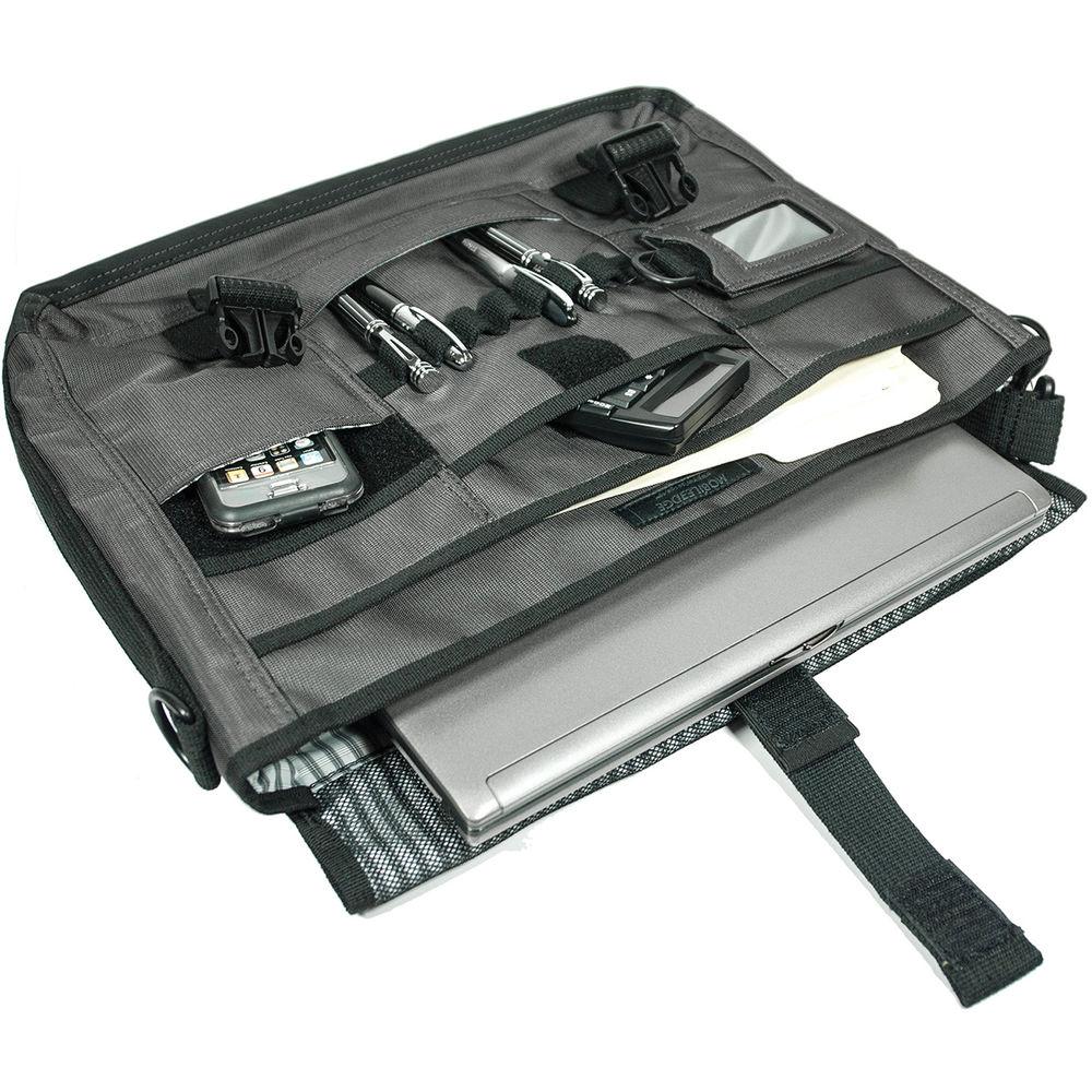 Mobile Edge 17.3" The Graphite Messenger