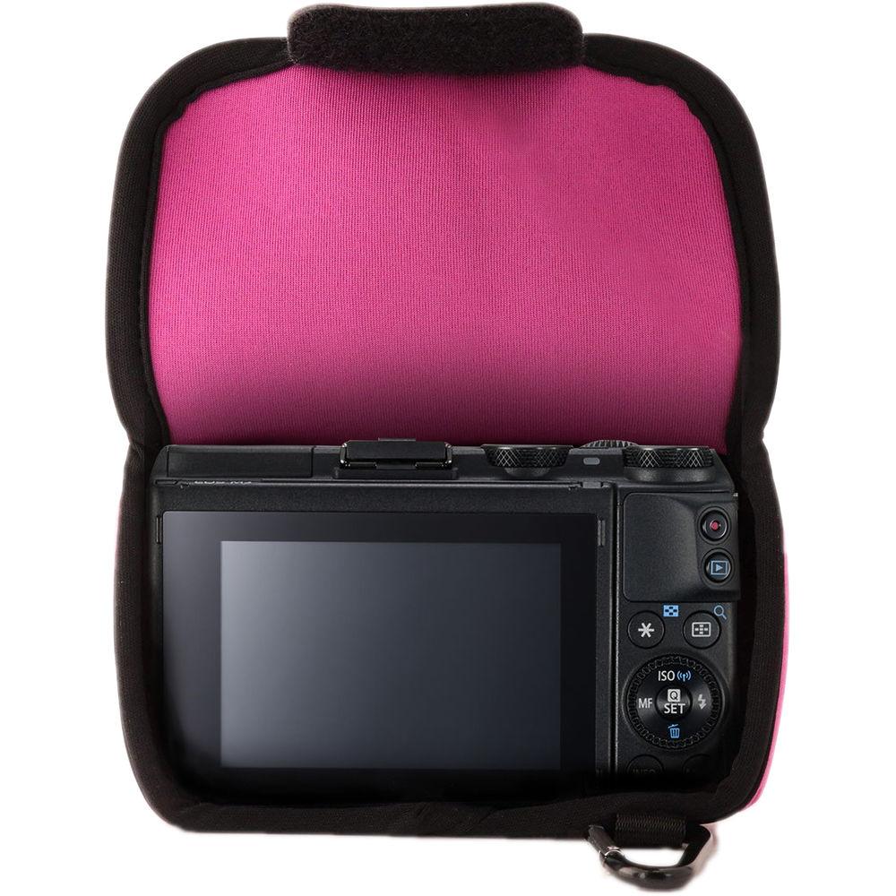 MegaGear Ultra-Light Neoprene Case for Canon EOS M3 with 18-55mm