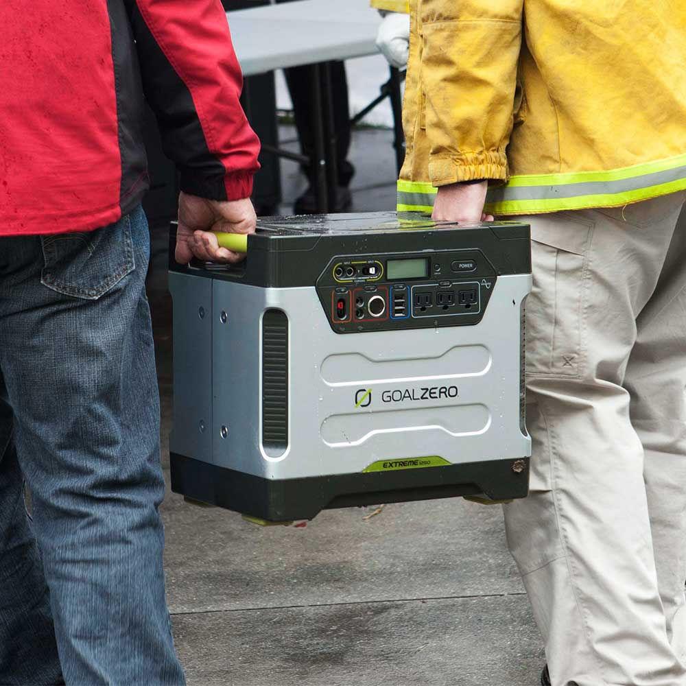 GOAL ZERO Yeti 1250 Portable Power Station with Boulder Briefcase Solar Kit