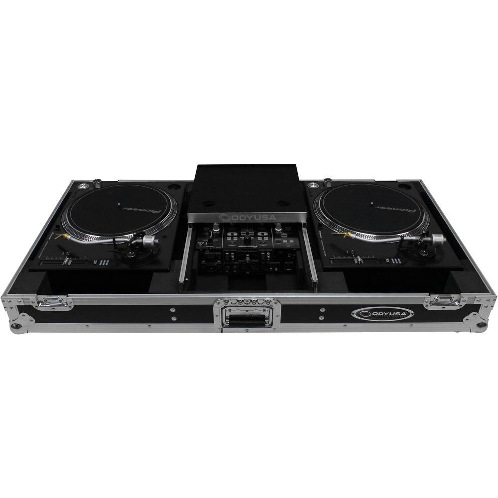 Odyssey Innovative Designs Flight Zone - Universal Turntable DJ Coffin with Wheels & Glide Shelf