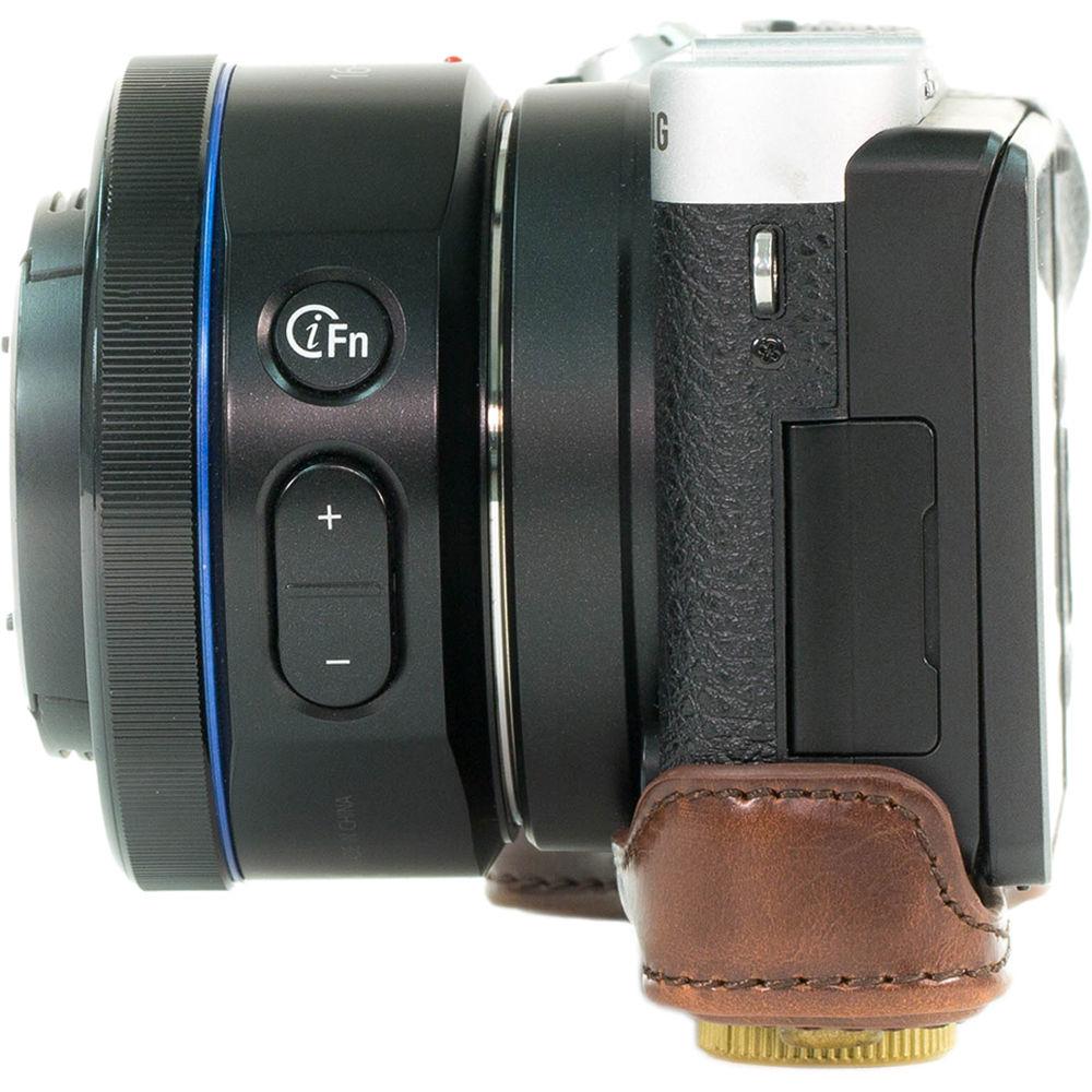 MegaGear Ever Ready Protective Case for Samsung NX500 with 16-50 mm