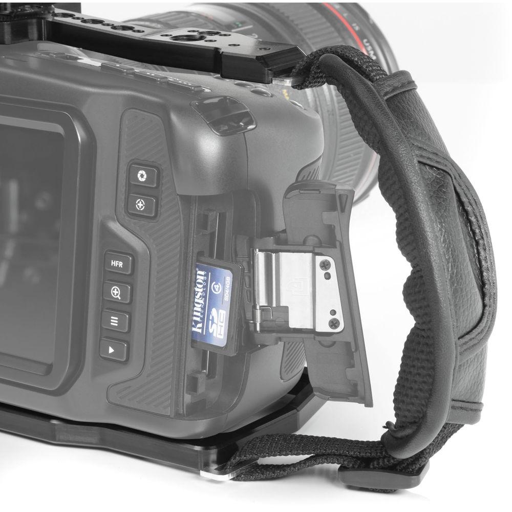 SHAPE Handheld Cage with Left-Side Wooden Handle for Blackmagic Pocket Cinema 4K