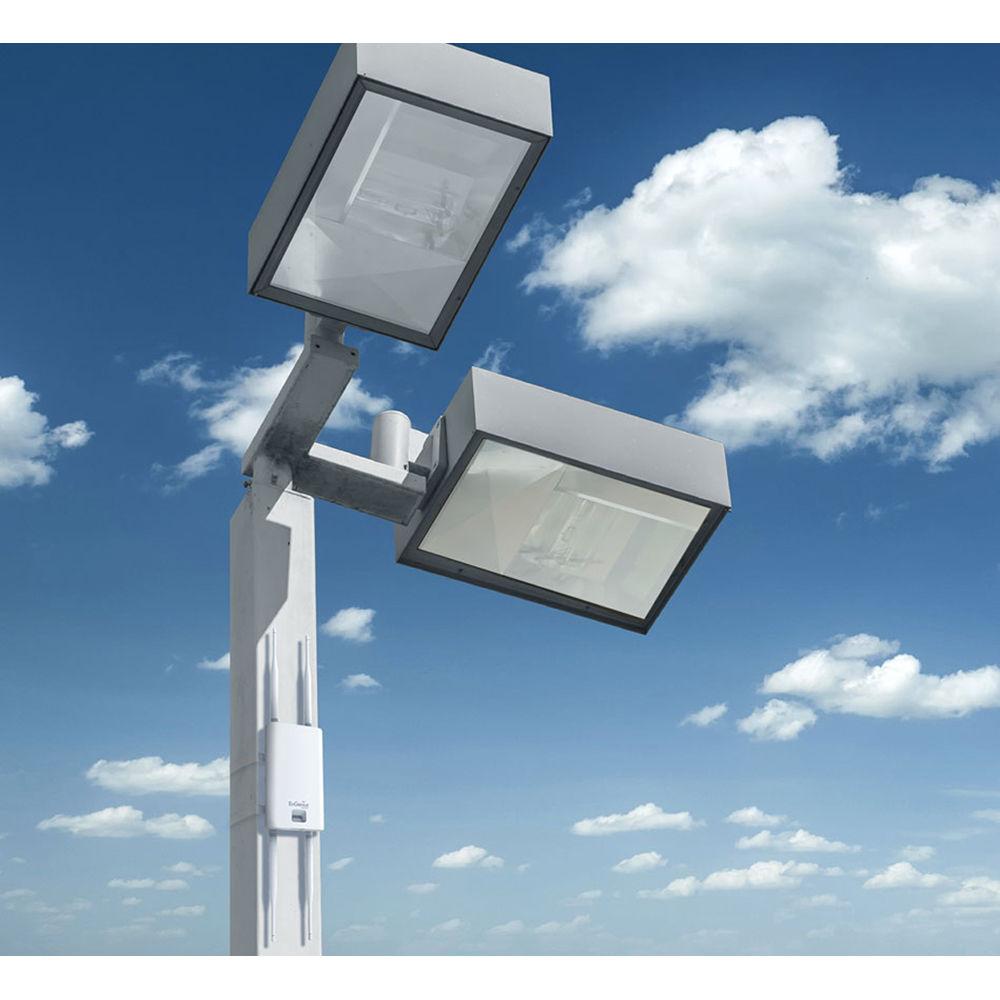 EnGenius Ens620Ext Outdoor 11Ac Wave 2 Dual-Band Wireless Ac1300 Access Point