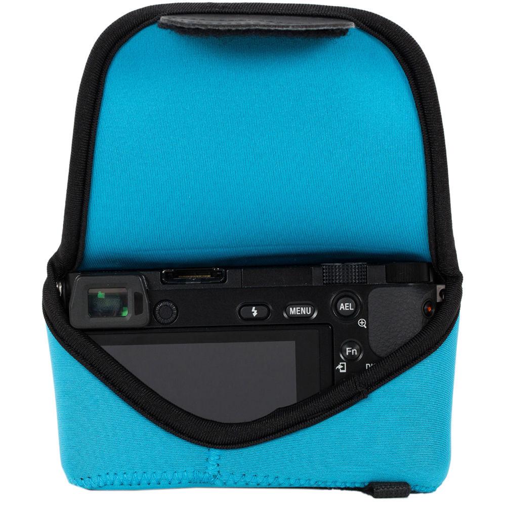 MegaGear MG1019 Ultra Light Neoprene Case with Carabiner for Olympus PEN E-PL8