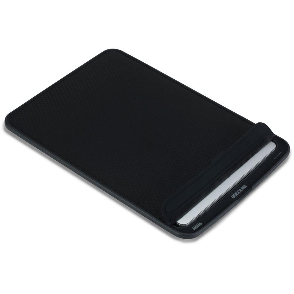 Incase Designs Corp ICON Sleeve with Diamond Ripstop for 15" MacBook Pro